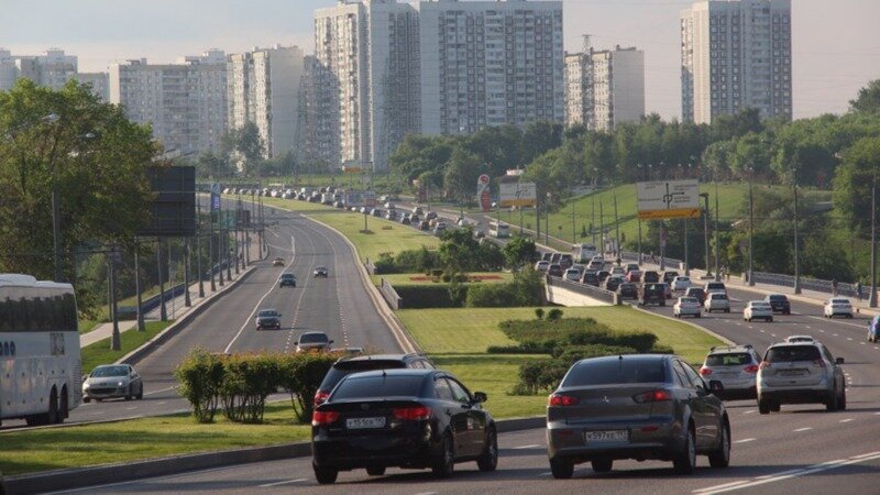 В июле вылетные трассы Москвы поехали на 14% быстрее