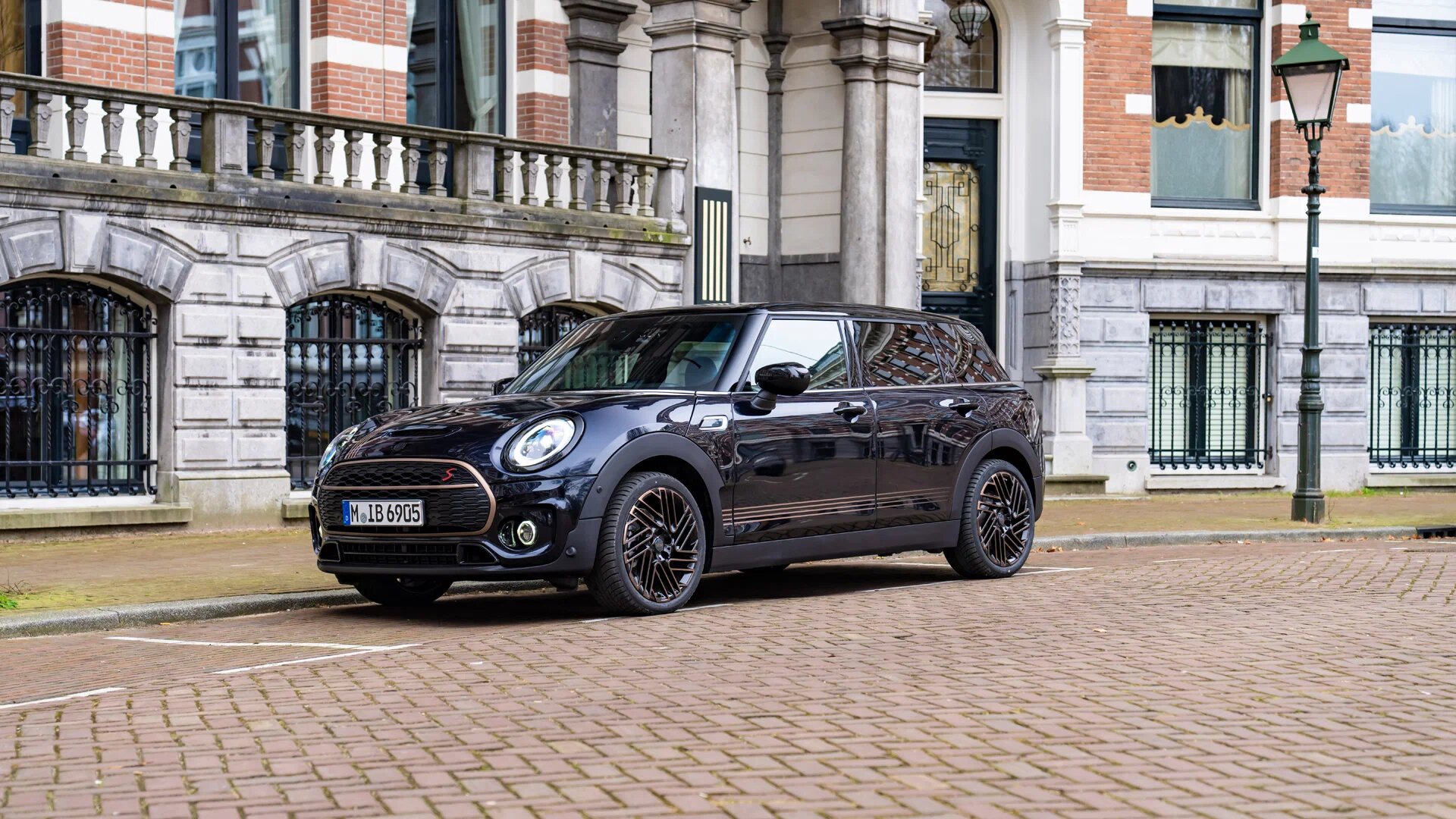 Представлен «прощальный» универсал MINI Clubman