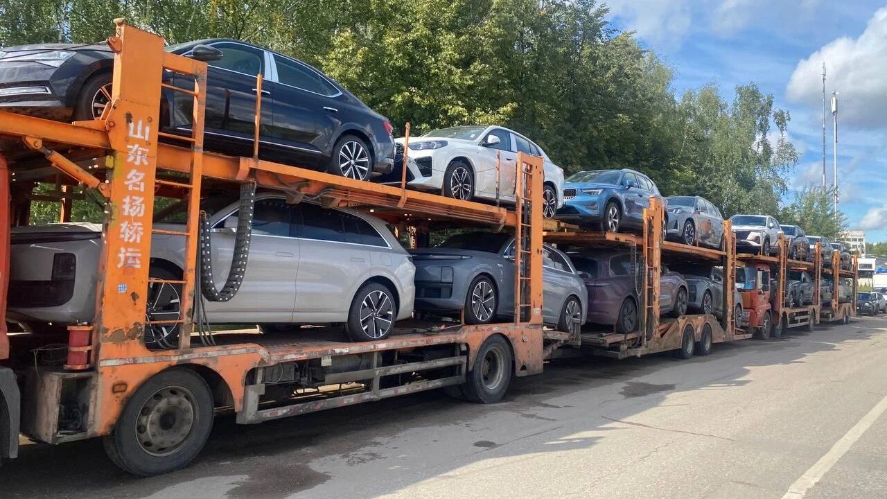 В 2025 году в Россию импортировали рекордное количество автомобилей с пробегом