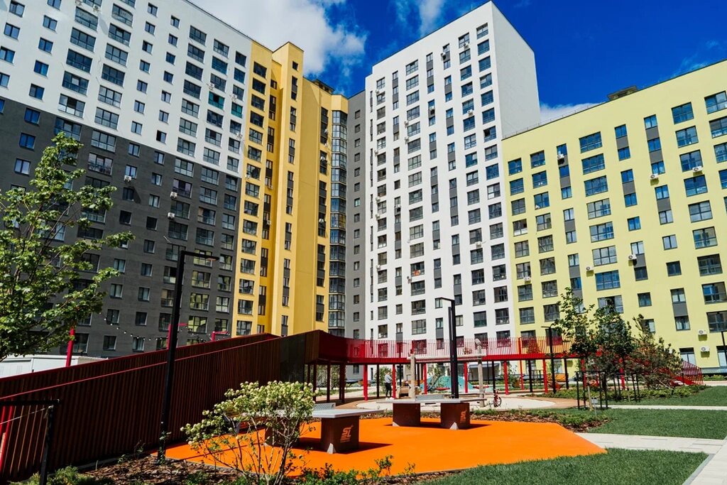 Обзор ЖК «Инстеп.Сити» в Курске: микрорайон с детсадами, школой и закрытыми дворами