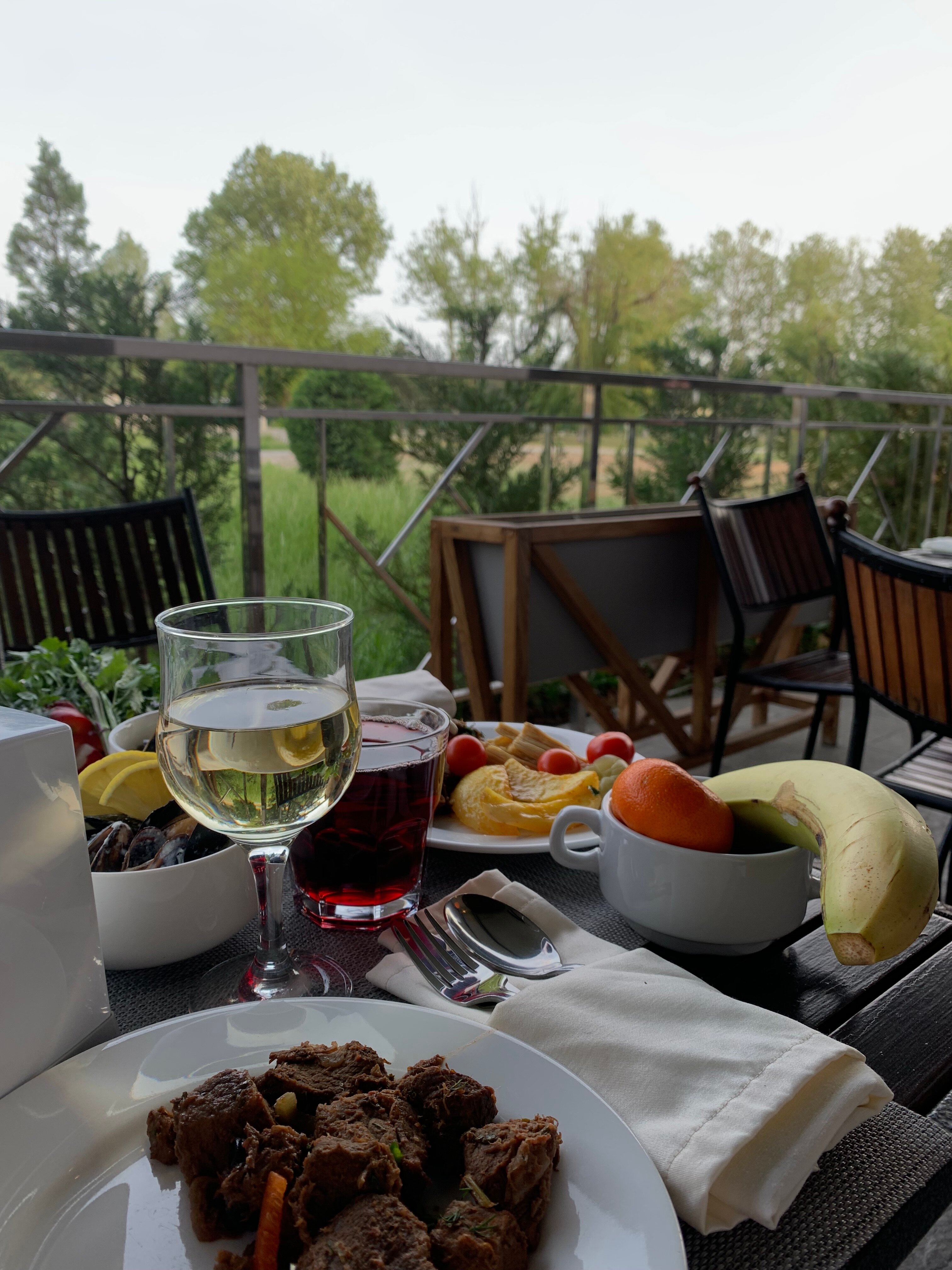 Местная кухня.