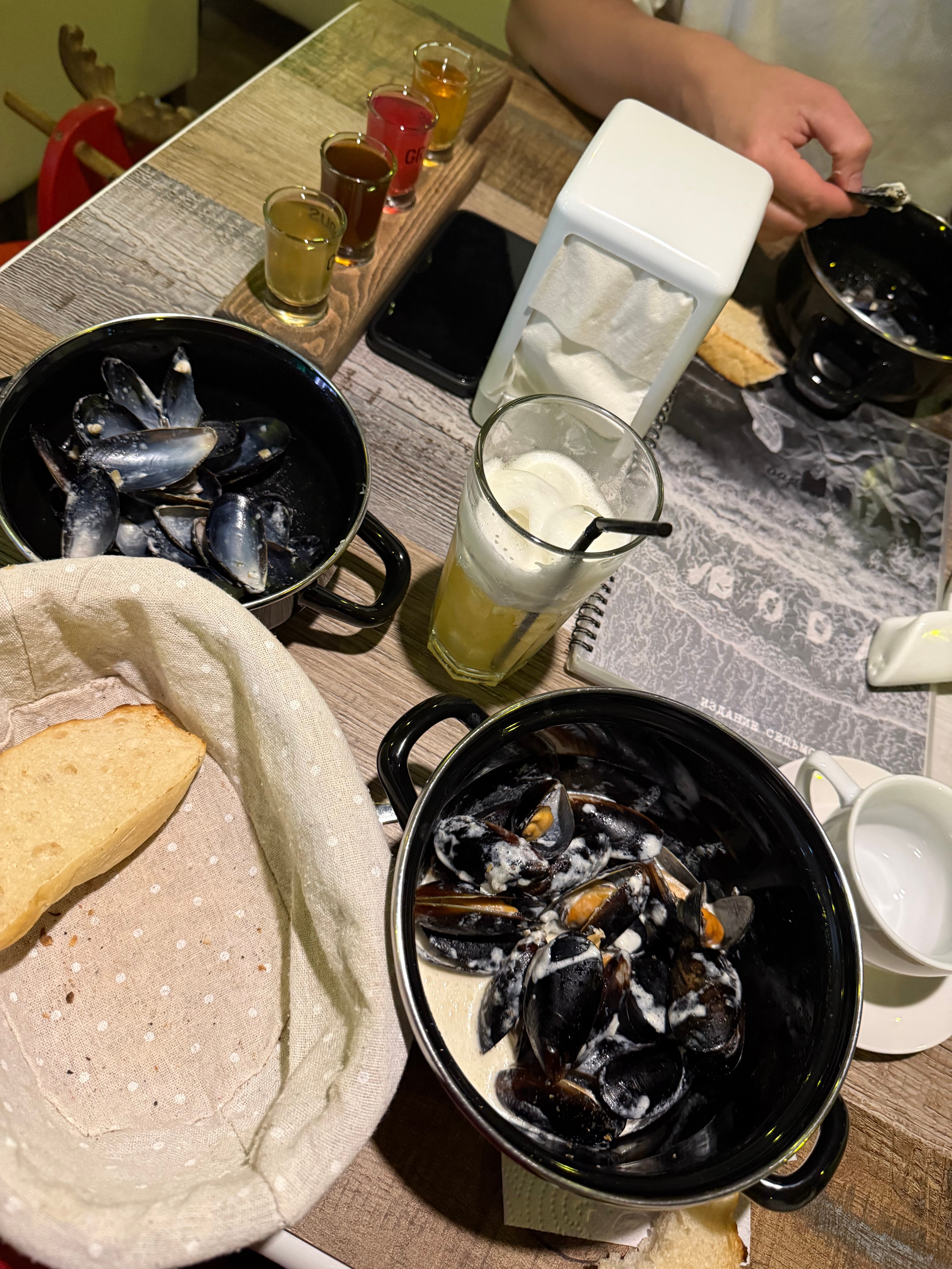 Вкусные мидии в сливочном соусе
