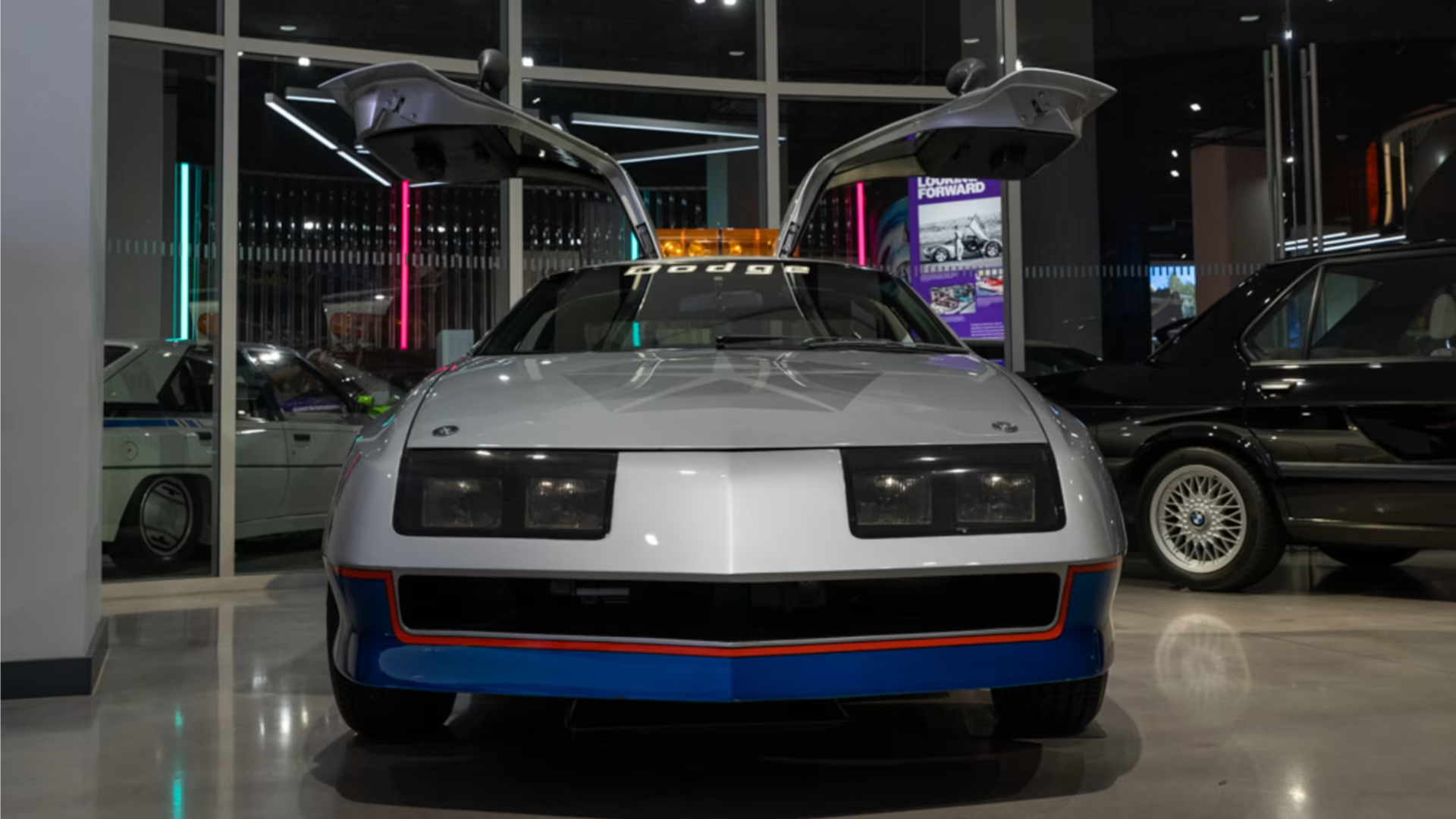 С молотка уйдёт уникальный Dodge Charger из 1980-х с дверями типа «крыло чайки»