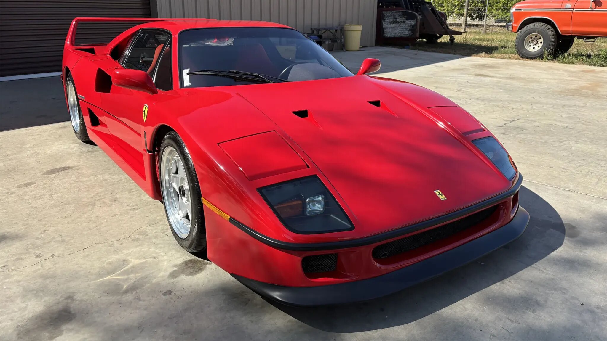 В США на торгах по банкротству появилась культовая Ferrari F40