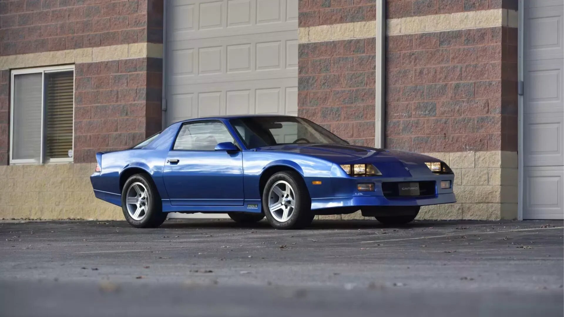 Редкий 35-летний Chevrolet Camaro с пробегом 10 километров пустят с молотка