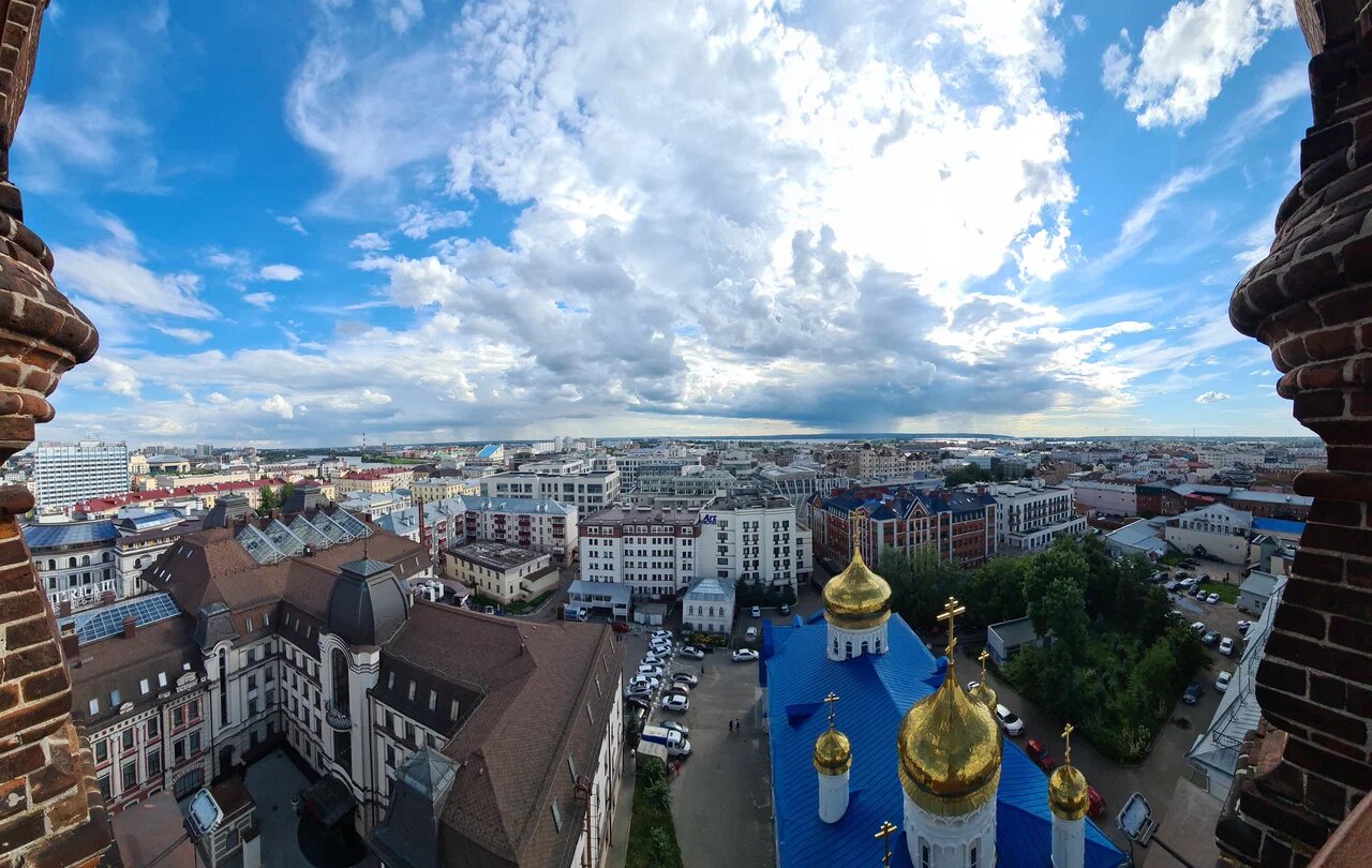 Билет на смотровую площадку 100
рублей.