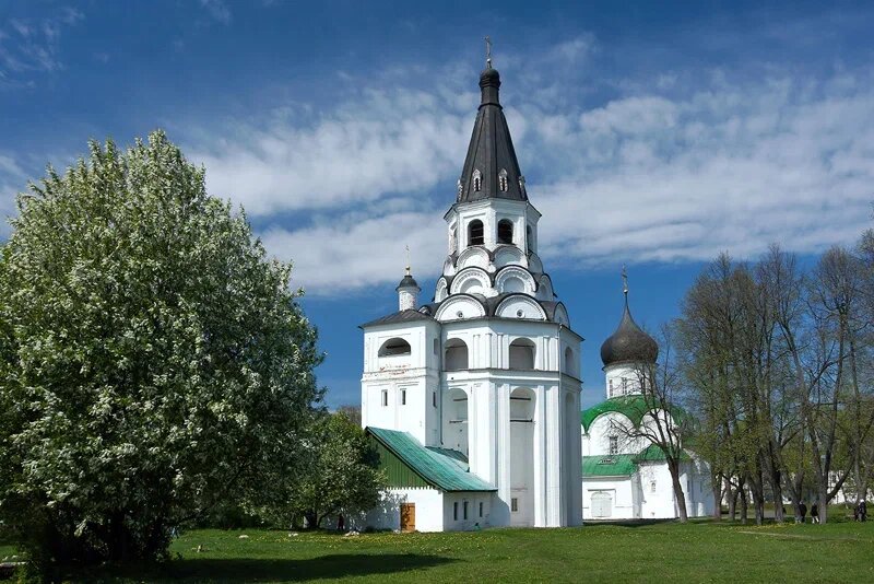 Владимирская область: готическая усадьба, Нескучный музей и горнолыжный курорт
