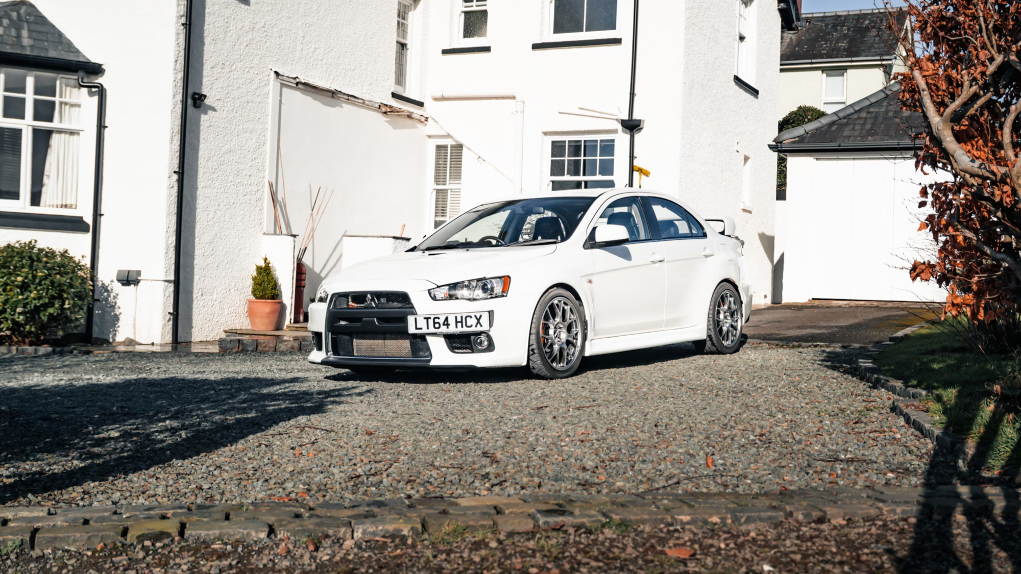 С молотка уйдёт редкий Mitsubishi Lancer Evo X: таких сделали 40 штук
