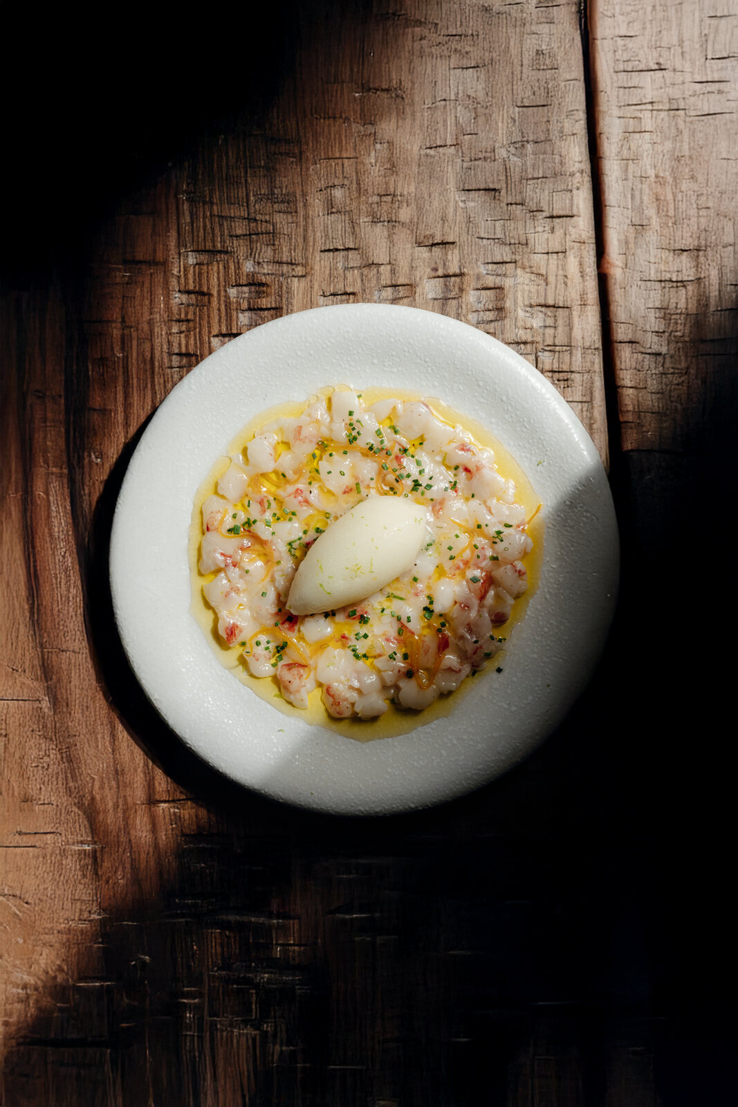 Тартар из креветки с лимонным сорбетом