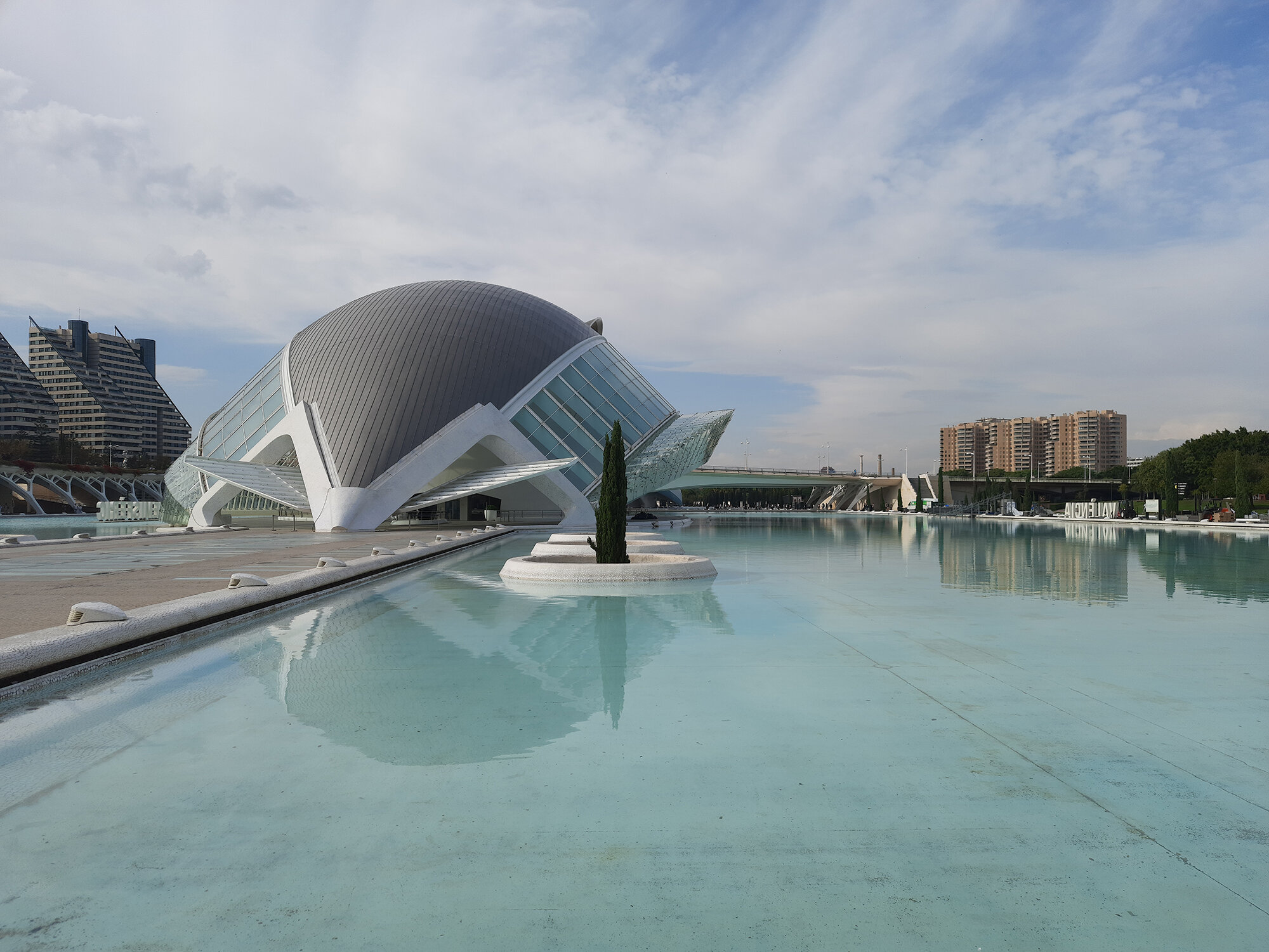 Путешествие в Валенсию: паэлья, архитектура и дух Испании