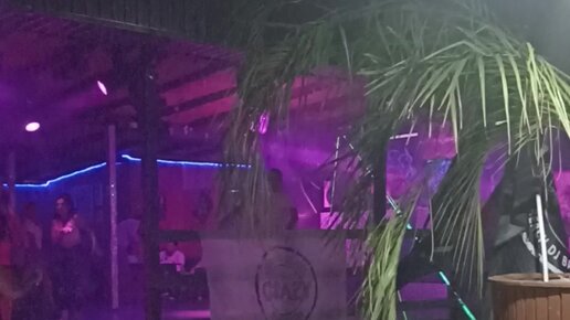 Хардкор анальный порно видео с үлкен ресейлік петух