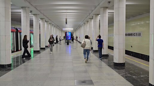 Апай менің трусикамдағы мүшесіме тиіп тұр