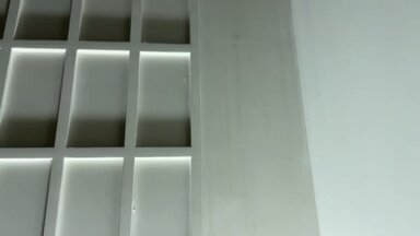 Монтаж настенного панно из гипса