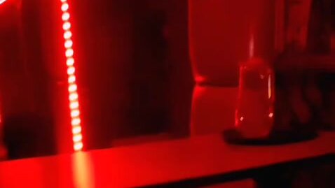 Танымал жалаңаш траннилердің суреттері