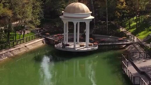 Адам мен Хауа қонақүйлеріндегі порно