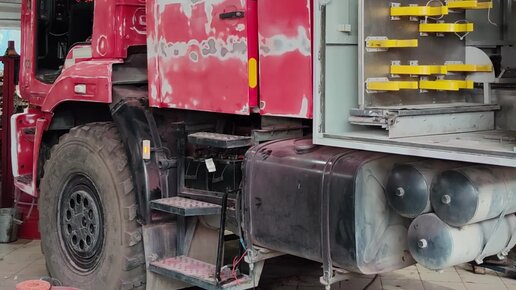 69 позициядағы үйдегі кинки секс