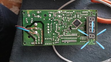 Ремонт микроволновой печи LG, был произведён ремонт электронного блока управления.