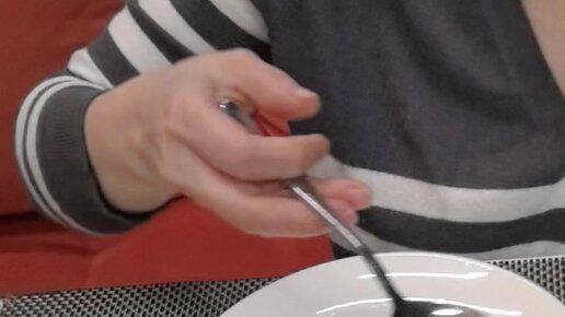 Жігіт сіздің кеудеңізді сипалай алатындай жыныстық позициялардың сипаттамасы