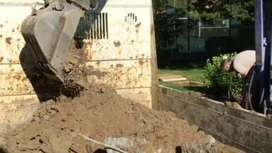 Бассейн на дачном участке