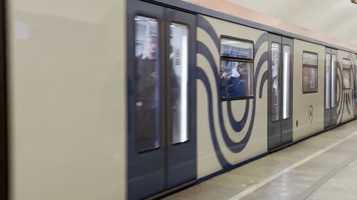 U jinsiy aloqa paytida ogriyapti, deydi (video)