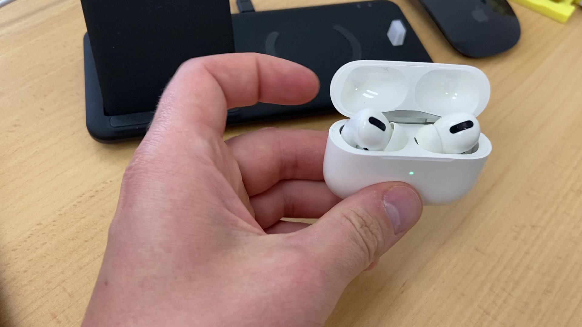 Беспроводные наушники Apple AirPods Pro — купить по низкой цене на ...