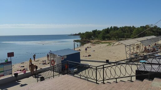 imgsrc маленькие девочки пляж 