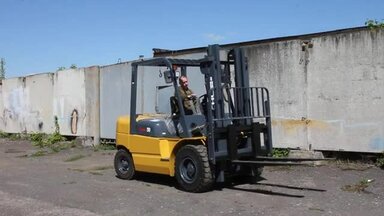 Дизельный погрузчик CHL CPCD50