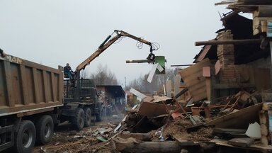 Демонтаж старого дома с вывозом