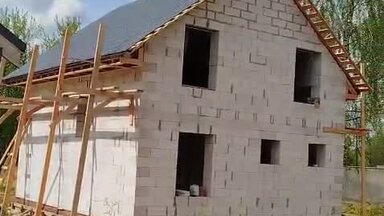 Строительство дома из пеноблоков.