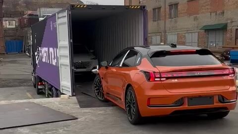 Vladivostokdagi trans fohishalarining profillari