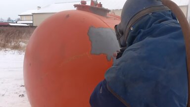 Пескоструйная чистка емкости