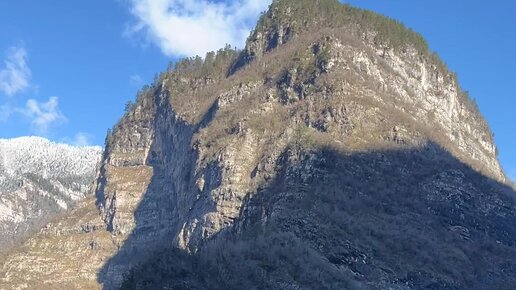 Erkaklar xojayinini sikishadi