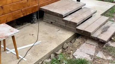 Пристройка к дому и покрытия крыши металлочерепицы