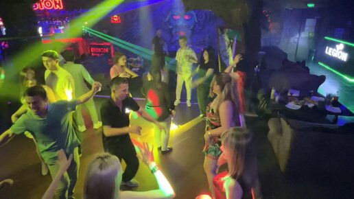 Moynali tulki jinsiy aloqa