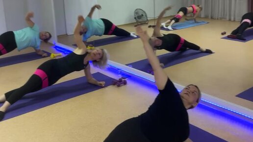 Толық фигуралы жетілген жеке порно фотосуреттер