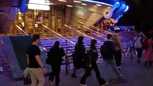 Сауналар мен моншалардағы орыс қыздарын көрсететін порно және кеуделі бейнелер