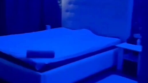 Досын сорып жатқан баланың үйдегі видеосы