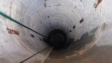 Чистка колодца из желозобетонных колец