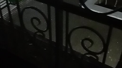 Риэлтор порно көріп отыр