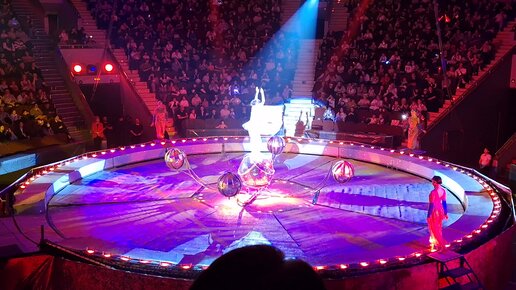 Порно мүйізді әйелдер секс машиналары