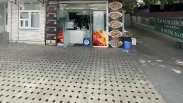 Yalangoch erkaklar yalangoch ayollarning kokragini paypaslayotganini onlayn tomosha qiling.