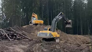Работа экскаватора