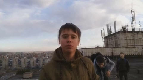 Видео VLOG | Залезли на крышу 14-ти этажки | Стырили замок :3 | OK.RU ...