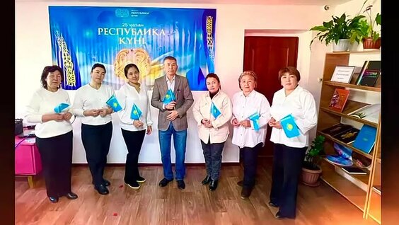 Кармен Электра соратын мүшесі бар онлайн порно көру