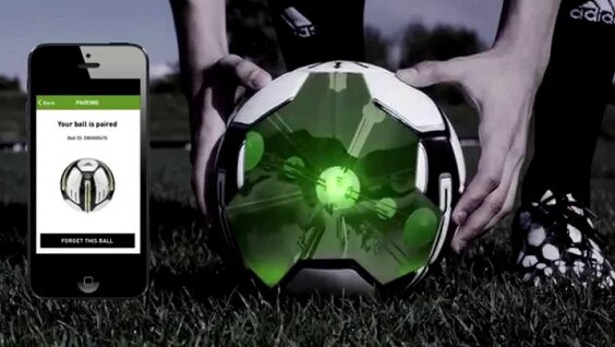 Adidas miCoach Smart_Ball Technology — Видео от ФК «Металлург» Липецк