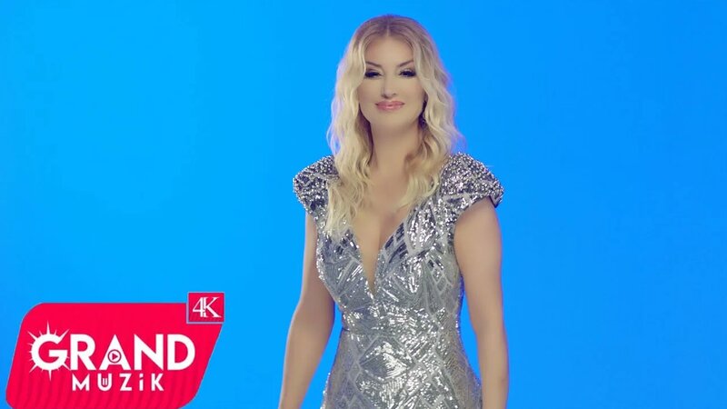Songül Karlı - Halaylar (Mashup) - Yandex Video aramada çevrimiçi izle