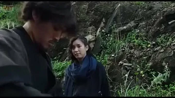 Xotin va qiz dosti toshakda porno video