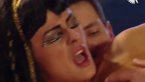 Әдемі анальный секс онлайн