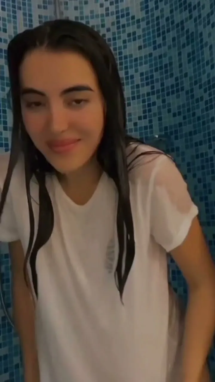 Qishda yalangoch dumba foto va video