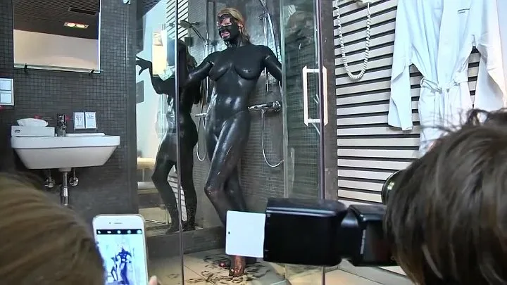 Onlayn sevgilisi uchun ruscha oral seks